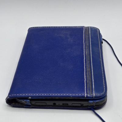 LOT 8X: Various Kindles and Tablets