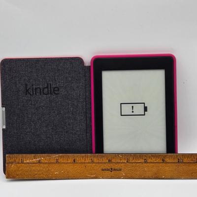 LOT 8X: Various Kindles and Tablets