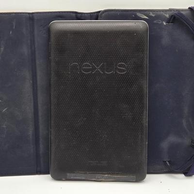LOT 8X: Various Kindles and Tablets