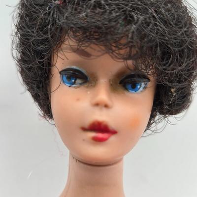 LOT 10X: 1962 Barbie Case, 1958 Blonde Ponytail Barbie ( MCMLVIII ) , 1958 Brunette Bubble Hairstyle Barbie ( MCMLVIII) , Clothing,...