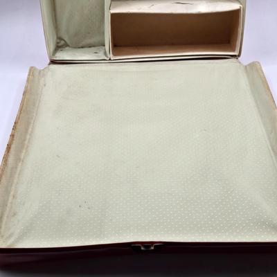 LOT 10X: 1962 Barbie Case, 1958 Blonde Ponytail Barbie ( MCMLVIII ) , 1958 Brunette Bubble Hairstyle Barbie ( MCMLVIII) , Clothing,...