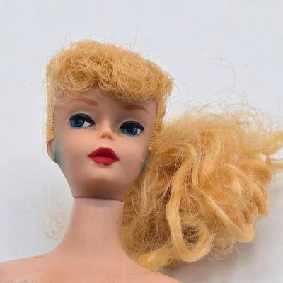 LOT 10X: 1962 Barbie Case, 1958 Blonde Ponytail Barbie ( MCMLVIII ) , 1958 Brunette Bubble Hairstyle Barbie ( MCMLVIII) , Clothing,...