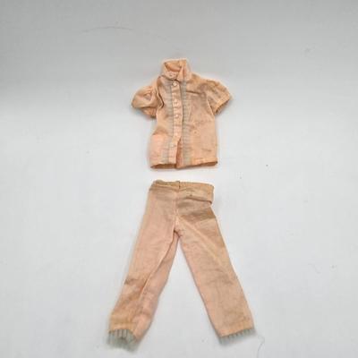 LOT 10X: 1962 Barbie Case, 1958 Blonde Ponytail Barbie ( MCMLVIII ) , 1958 Brunette Bubble Hairstyle Barbie ( MCMLVIII) , Clothing,...