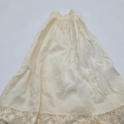 LOT 10X: 1962 Barbie Case, 1958 Blonde Ponytail Barbie ( MCMLVIII ) , 1958 Brunette Bubble Hairstyle Barbie ( MCMLVIII) , Clothing,...