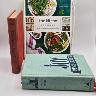 LOT 15X: Variety of Cookbooks