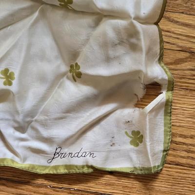 LOT 17Y: Vera Bradley Bag and Multiple Women's Scarves