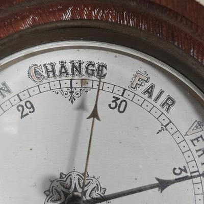 LOT 22L: Gooch Bros. Worthington Wooden Barometer