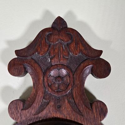 LOT 22L: Gooch Bros. Worthington Wooden Barometer