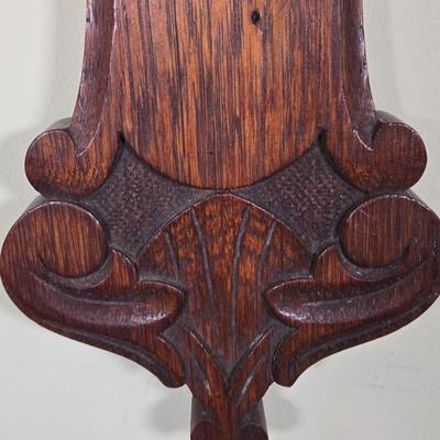 LOT 22L: Gooch Bros. Worthington Wooden Barometer