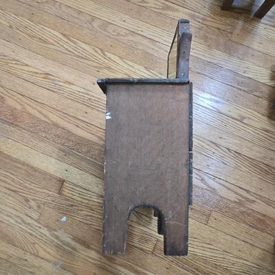 LOT 25L: Wooden Doll Furniture; Appears to be Handmade; Age Unknown