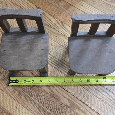 LOT 25L: Wooden Doll Furniture; Appears to be Handmade; Age Unknown