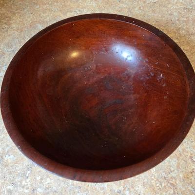 LOT 27K: Wooden Serving Platters and Bowls