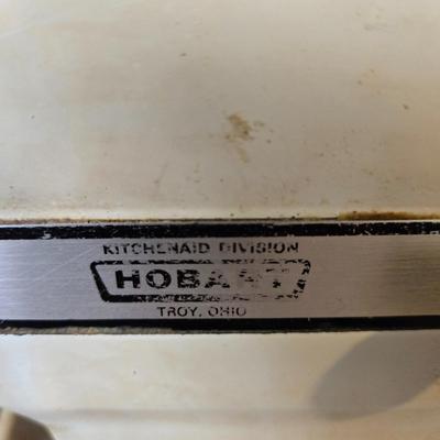 LOT 29K: Kitchenaid Stand Mixer