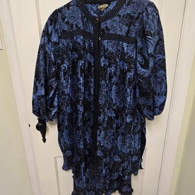 LOT 37X: 1980s Vintage Dresses and Skirt Sets by Diane Freis.