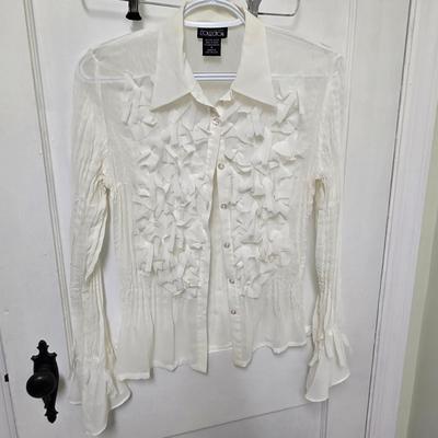 LOT 40X: Fashionable Blouses, Halter Dress, Jackets, and Pants