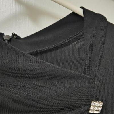 LOT 70X: Women's Fashion Jackets and Pant Suit