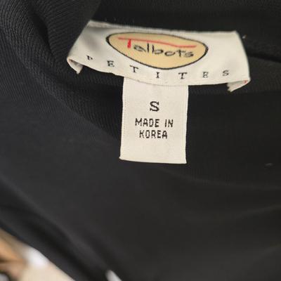 LOT 70X: Women's Fashion Jackets and Pant Suit