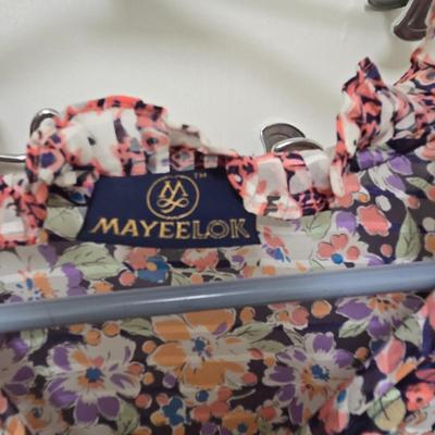 LOT 71X: Five Fashion Dresses, One Skirt, and One Blouse