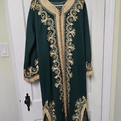 LOT 72X: Asian Inspired Woman's Pant Set and Long Gown