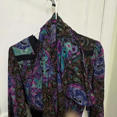 LOT 73X: Fashionable Skirt Sets and Jackets