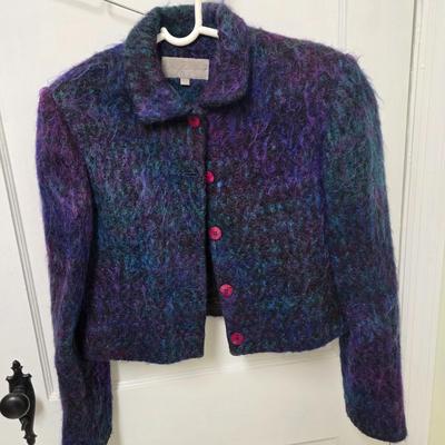 LOT 73X: Fashionable Skirt Sets and Jackets