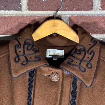 LOT 77Y: Vintage Women’s Coates - Harve Bernard, Lorovi & Abe Schrader