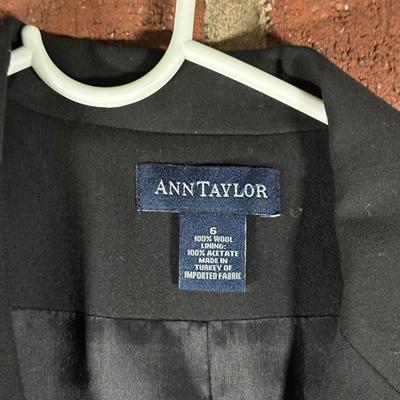 LOT 78Y: Vintage Women’s Tops - Ralph Lauren, Donna Karen, Pendleton & More