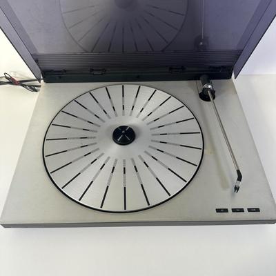 LOT 81L: Bang&Olufsen Beogram RX2