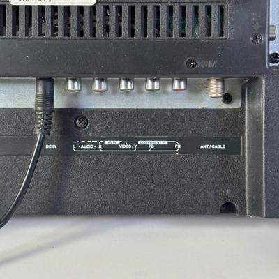 LOT 84L: Insignia 24” TV & DVD Player Combo