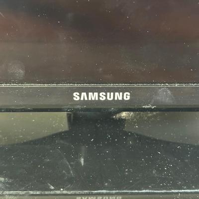 LOT 85L: Samsung TV