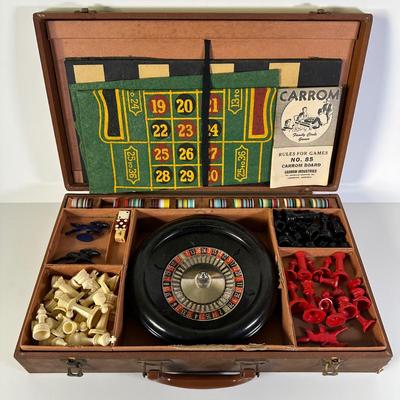 LOT 90L: Vintage Lowe Travel Board Game Kit