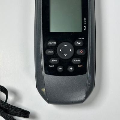 LOT 91L: Garmin GPS 73 w/ Box