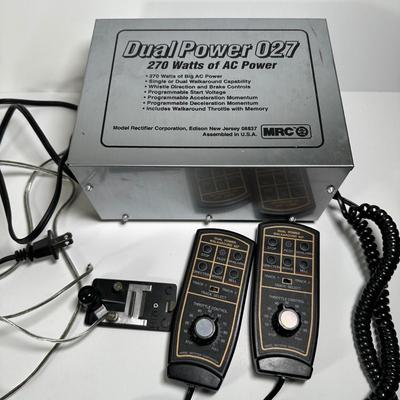 LOT 94L: Lionel Train Collection - Dual Power 027, Track Pack & More