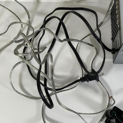 LOT 94L: Lionel Train Collection - Dual Power 027, Track Pack & More