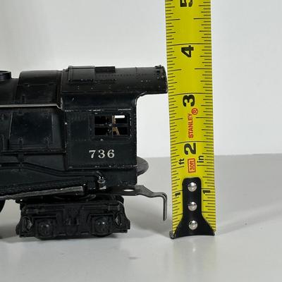 LOT 94L: Lionel Train Collection - Dual Power 027, Track Pack & More