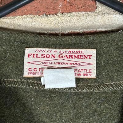 LOT 95L: Vintage Filson Mackinaw Wool Vest
