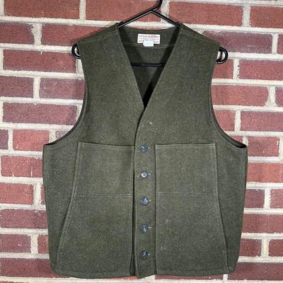 LOT 95L: Vintage Filson Mackinaw Wool Vest