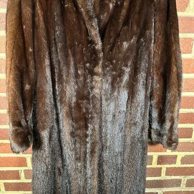 LOT 96L: Vintage Mink Fur Coat