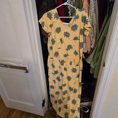 LOT 98Y: Women's Closet Contents With Multiple Items Such as Clothing, Shoes, Belts ; Photos Just Show a Small Sample of Contents