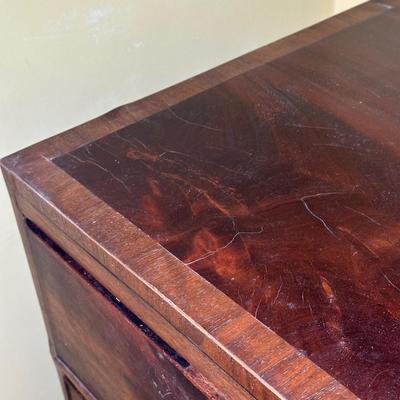 LOT 100Y: Vintage Wooden Chest Of Drawers Dresser