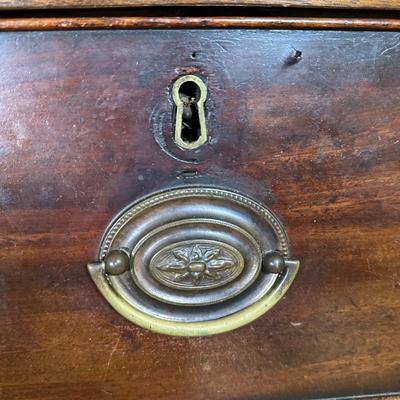 LOT 100Y: Vintage Wooden Chest Of Drawers Dresser