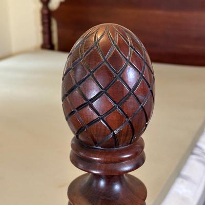 LOT 101Y: Vintage Wooden Bed Frame/Headboard