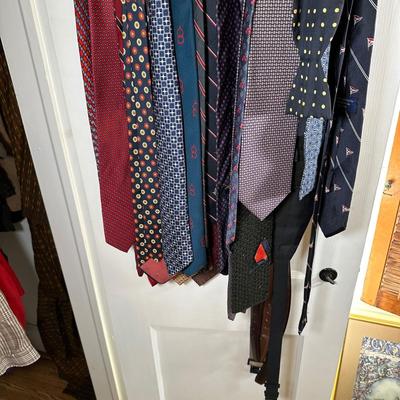 LOT 103Y: Men’s Clothing Closet Clean Out! All Contents!