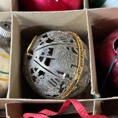 LOT 104Y: Vintage Glass Ball Christmas Ornaments - Shiny Brite & More