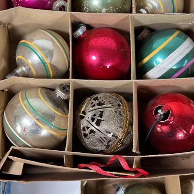 LOT 104Y: Vintage Glass Ball Christmas Ornaments - Shiny Brite & More