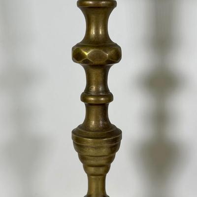 LOT 105L: Vintage Brass Home Decor Collection