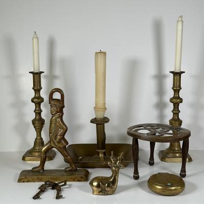 LOT 105L: Vintage Brass Home Decor Collection