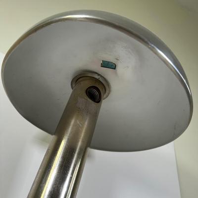 LOT 106L: Mid-Century Modern Vintage Chrome Table Lamp