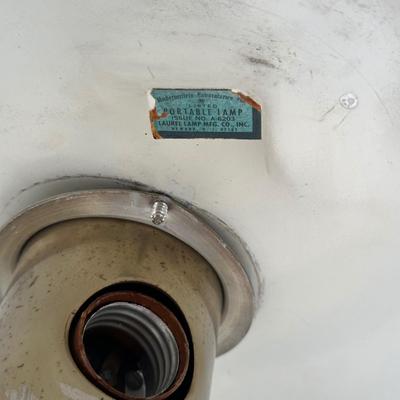 LOT 106L: Mid-Century Modern Vintage Chrome Table Lamp