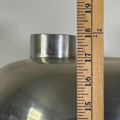 LOT 106L: Mid-Century Modern Vintage Chrome Table Lamp